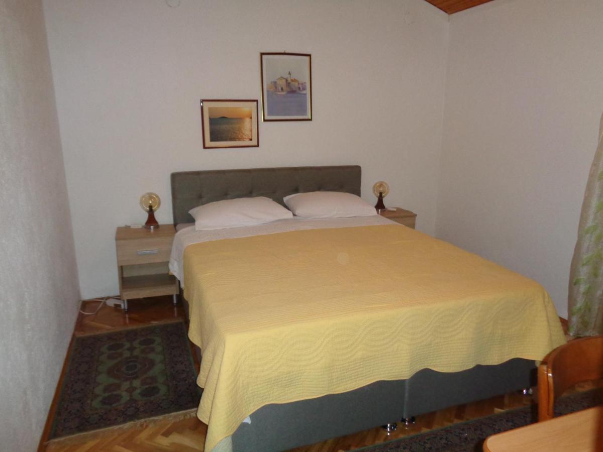 Hotel Pansion Danijela Rogoznica  Esterno foto