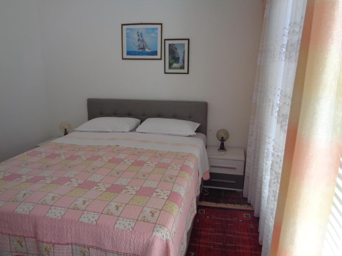 Hotel Pansion Danijela Rogoznica  Esterno foto