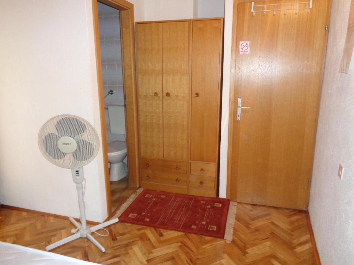 Hotel Pansion Danijela Rogoznica  Esterno foto